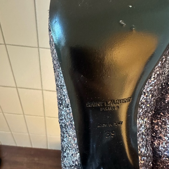 Brand new Saint Laurent Glitter Chelsea Boots, never worn! - Picture 8 of 12